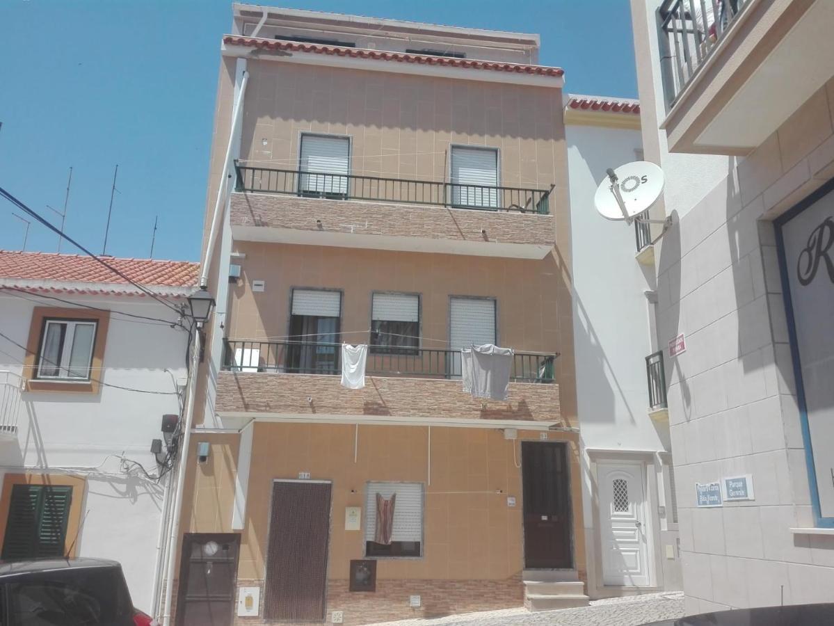 Apartamento Bragaia Nazare Apartment Exterior photo